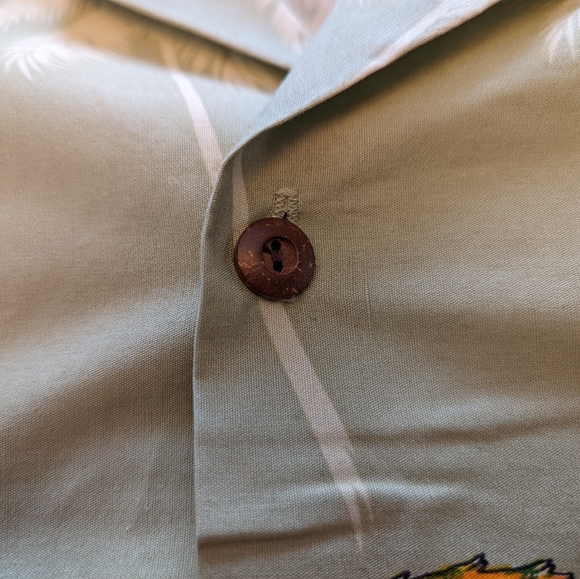 KY's Hawaiian Button Shirt - Picture 4 of 5